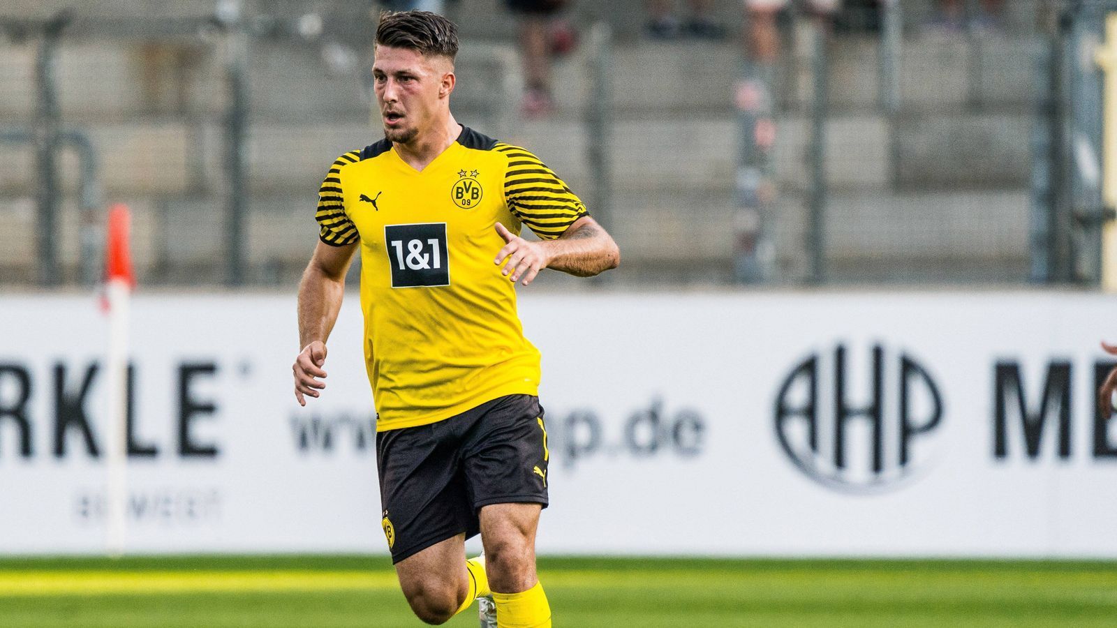
                <strong>Marco Pasalic (Borussia Dortmund)</strong><br>
                Der Spieler der zweiten Dortmunder Mannschaft kommt in der Schlussphase für Reyna ins Spiel. Marco Pasalic kann dem BVB-Spiel keinen wirklichen Schwung mehr verleihen. ran-Note: ohne Bewertung.
              