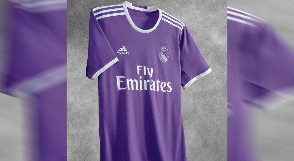 
                <strong>Real Madrid Auswärtstrikot</strong><br>
                Auf fremdem Platz werden die "Königlichen" hingegen in Lila auflaufen. Fast wie der FC Barcelona ...
              