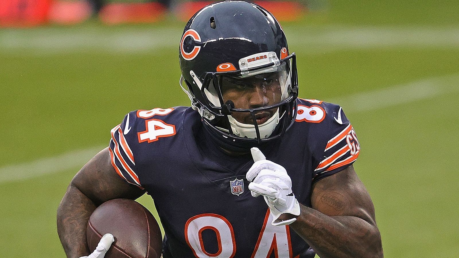 
                <strong>Special Teams</strong><br>
                Kicker: Younghoe Koo, Atlanta Falcons - Punter: Jack Fox, Detroit Lions - Long Snapper: Tyler Ott, Seattle Seahawks -Return Specialist: Cordarrelle Patterson, Chicago Bears (im Bild) -Special Teamer: Nick Bellore, Seattle Seahwawks
              
