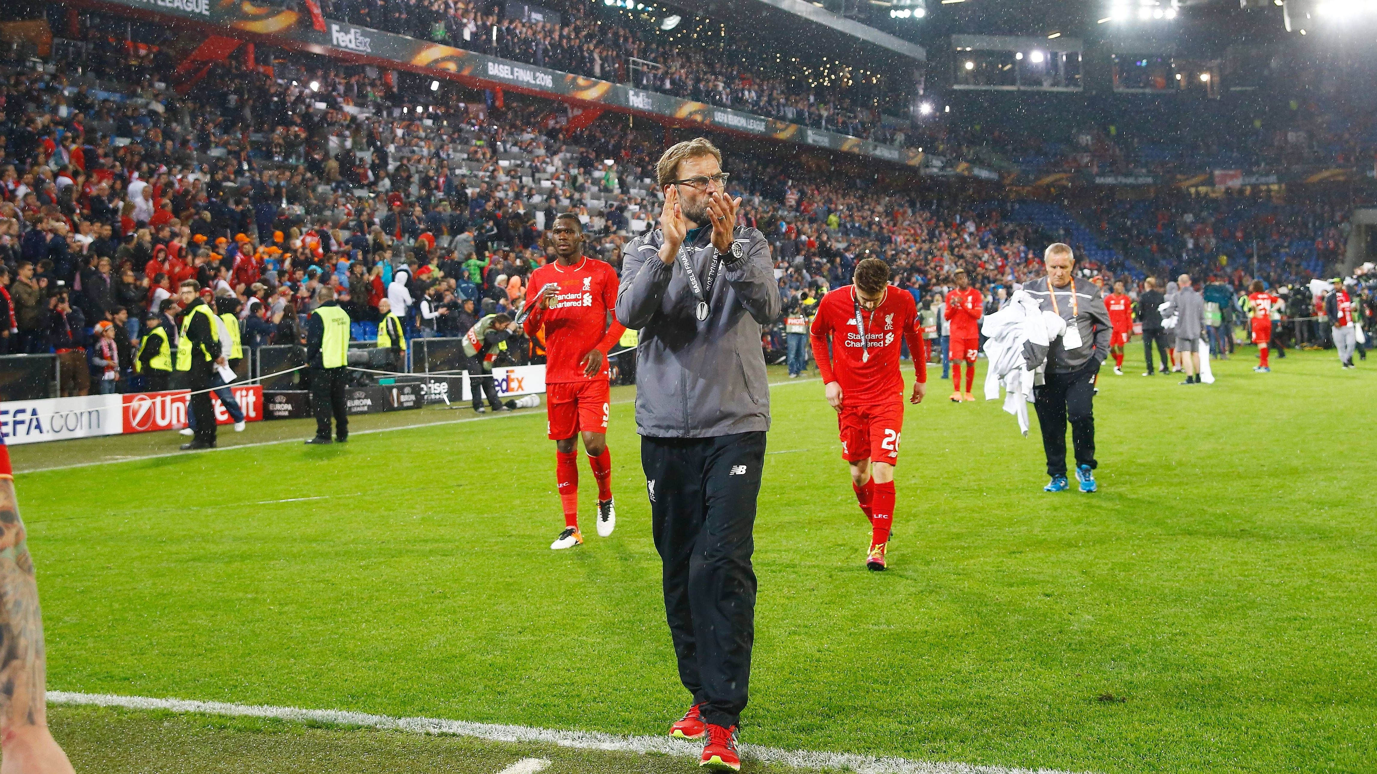 <strong>18. Mai 2016: Niederlage im EL-Finale</strong><br>Liverpool schafft es bis ins Finale der Europa League, muss sich dort aber dem FC Sevilla geschlagen geben. Es sollte das erste von vier Endspielen im Europapokal sein. In der Liga beendete LFC die Saison auf Rang acht.&nbsp;