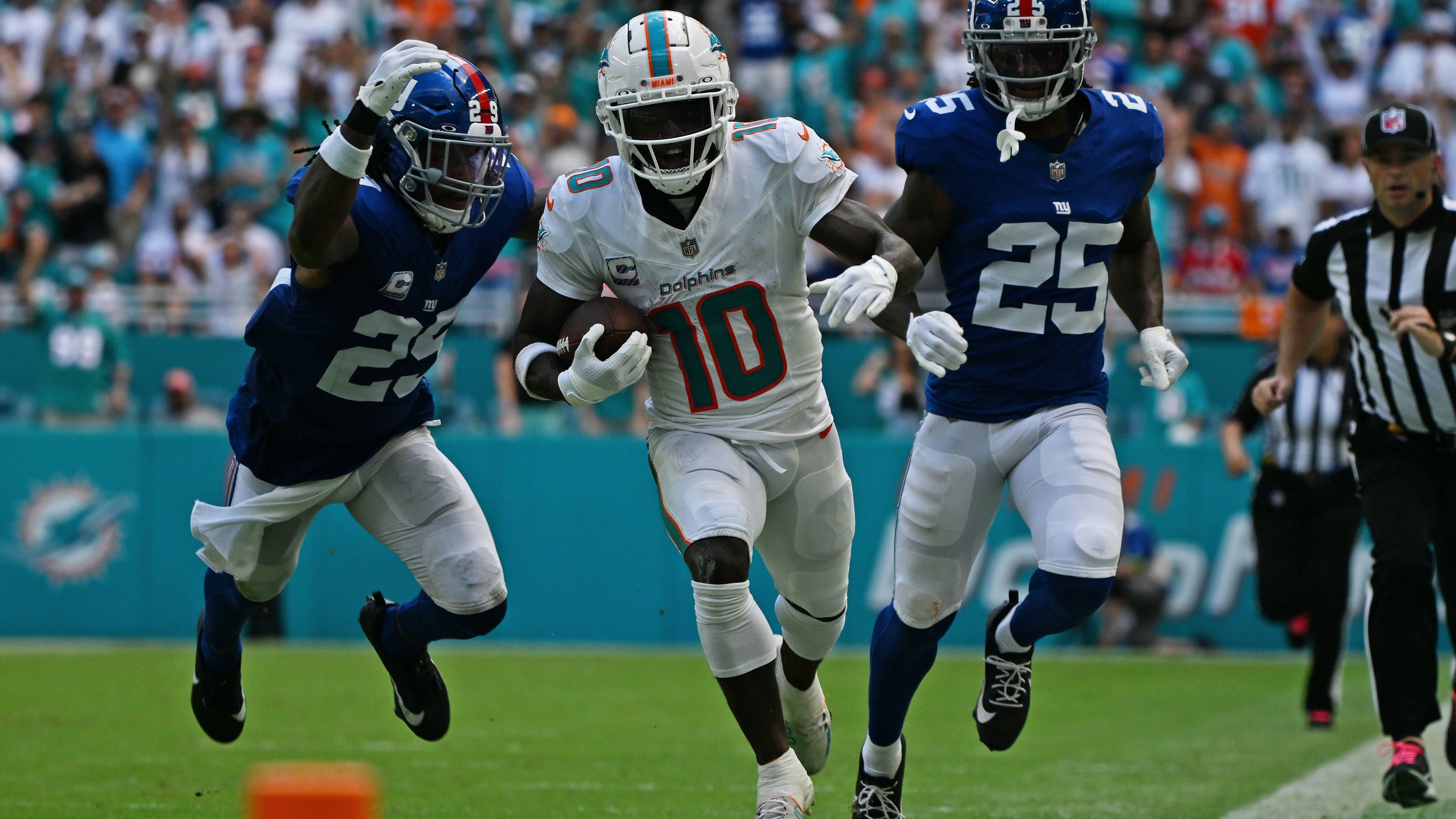 <strong>Platz 1: Tyreek Hill (Miami Dolphins, WR) mit 35,42 km/h</strong><br>Week 5 gegen die New York Giants bei einer 64-Yards-Reception (1st &amp; 15 an der eigenen 20 Yards-Markierung)