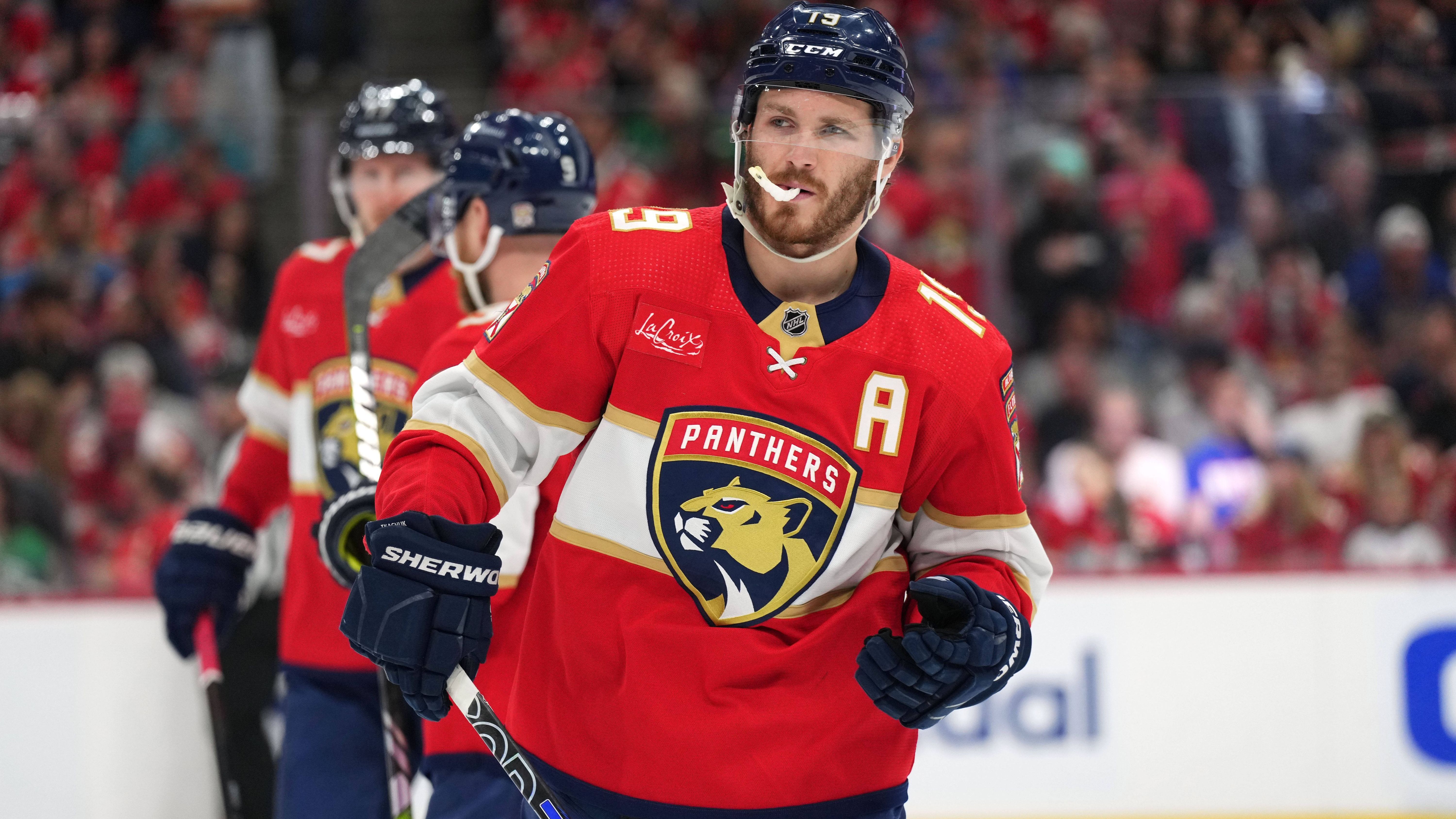 <strong>Platz 4: Matthew Tkachuk (Florida Panthers)</strong> <br>Gehalt: 9,5 Millionen US-Dollar