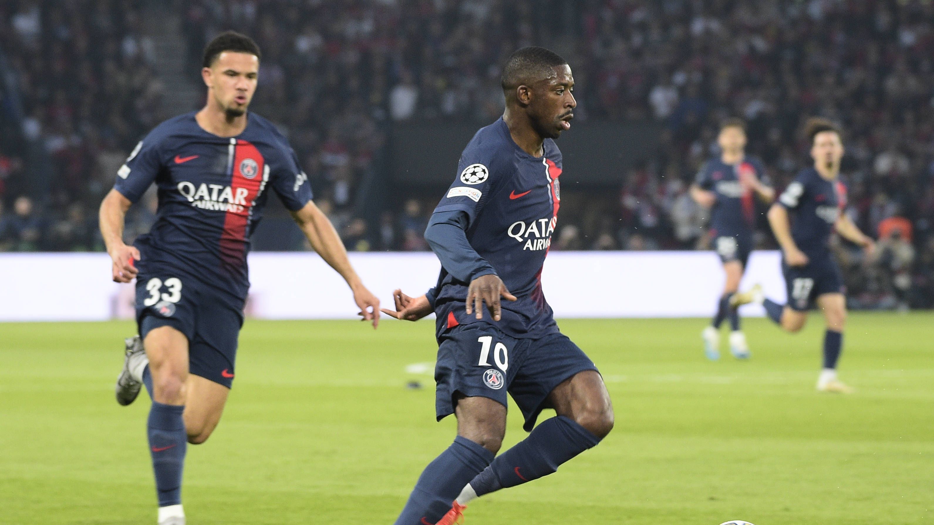 <strong>Ousmane Dembele (Paris St. Germain)</strong><br>Zieht immer wieder Räume für Hakimi auf, kommt aber auch selbst mehrfach ins Dribbling. Zu Beginn sehr unsauber, dribbelt sich häufig fest. Auch in der zweiten Halbzeit ist er einer der Aktivsten bei den Franzosen, die letzte Aktion gelingt ihm aber viel zu selten. <strong><em>ran</em></strong>-Note: 3.