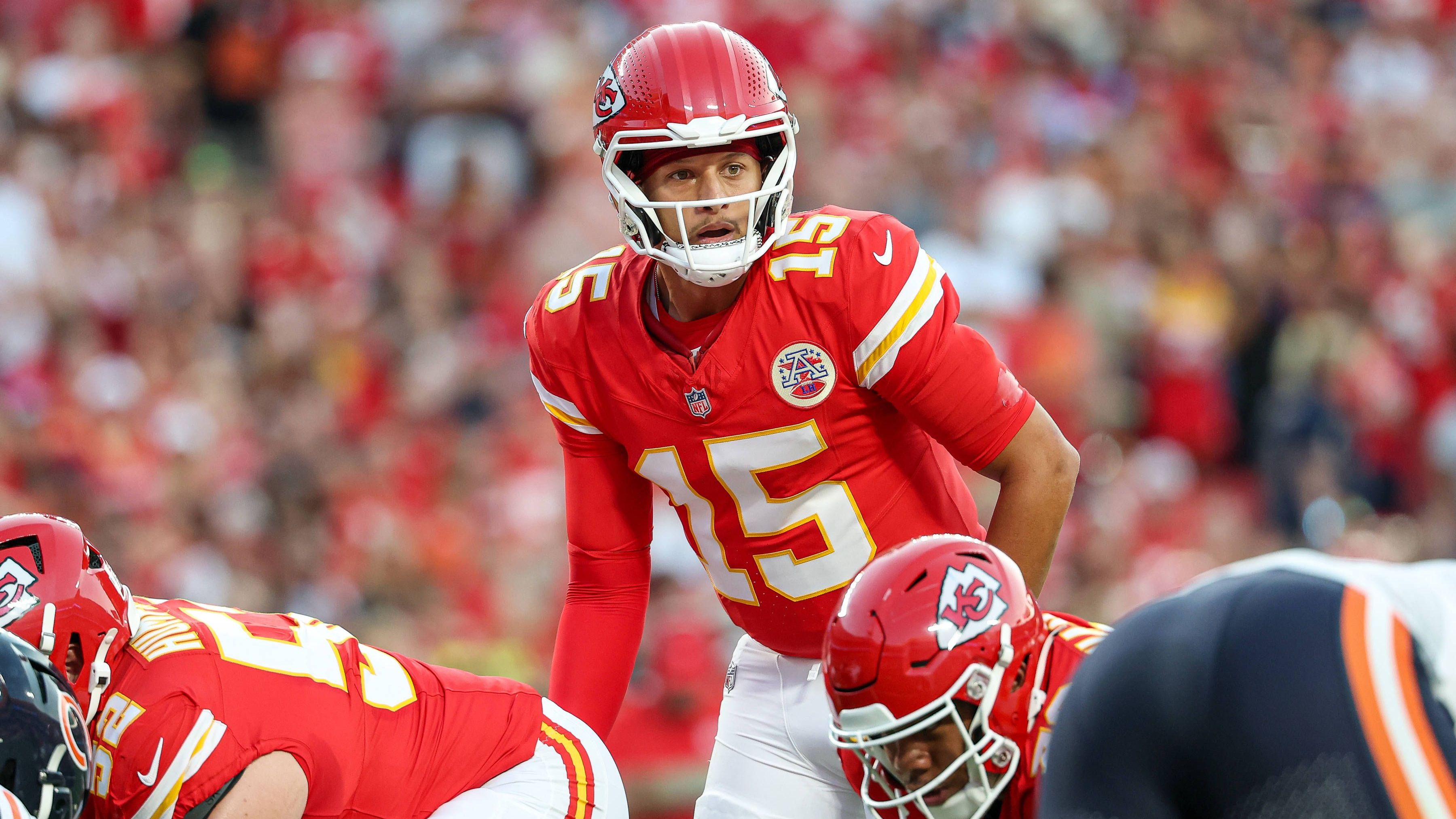 <strong>Kansas City Chiefs: Patrick Mahomes</strong><br>Position: Quarterback<br>Gehalt 2025: 45 Millionen US-Dollar<br>Vertragsende: 2031