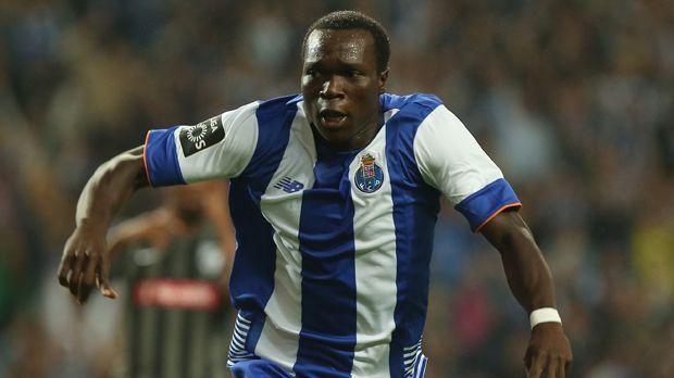 
                <strong>Vincent Aboubakar</strong><br>
                Vincent Aboubakar: Auch Vincent Aboubakar vom FC Porto ist laut "Gazzetta" ein Kandidat für den Sturm. Ebenfalls kein Star - und mit einer ähnlichen Statur wie Benteke: Der Kameruner hat sich beim portugiesischen Topverein zum Stammspieler weiterentwickelt und steht wettbewerbsübergreifend bei 21 Toren.
              