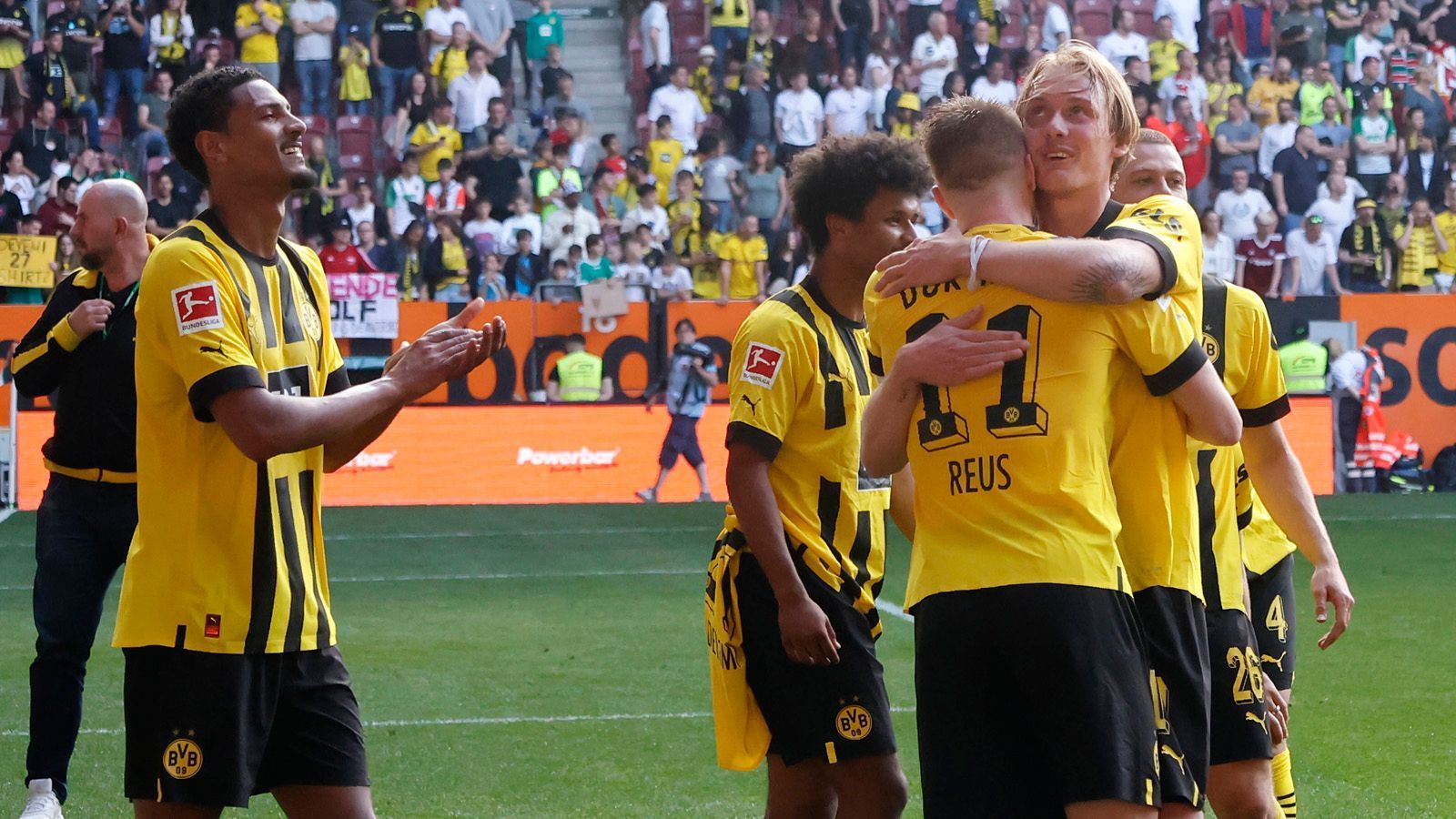 
                <strong>Deutschland</strong><br>
                Sicher für Gruppenphase qualifiziert: FC Bayern München, Borussia Dortmund, RB Leipzig, Union Berlin
              