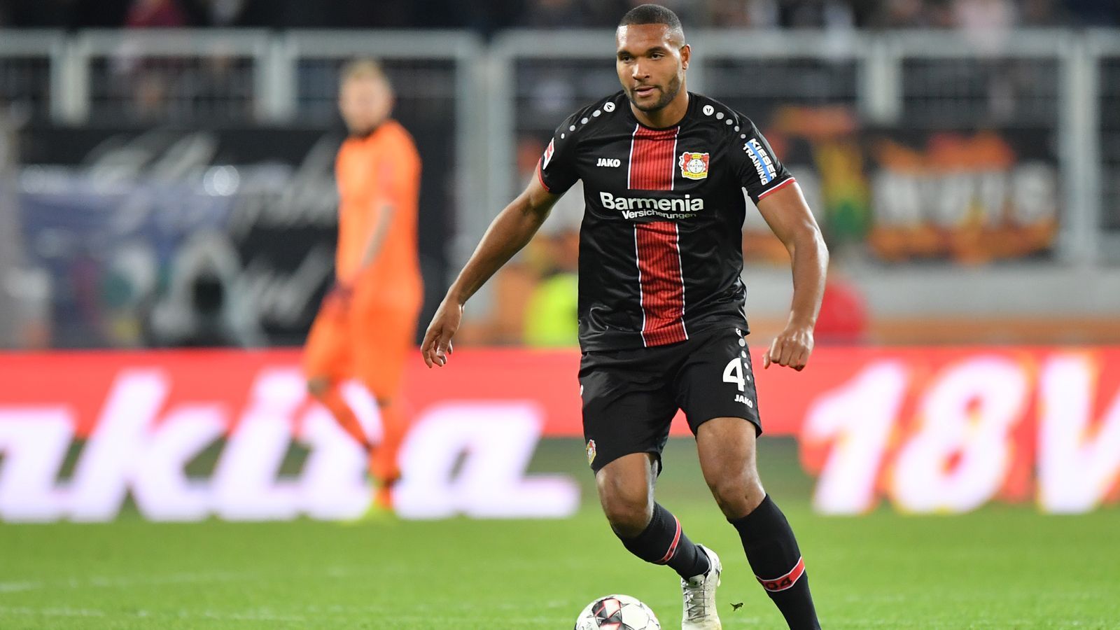 
                <strong>Platz 15 - Jonathan Tah (Bayer Leverkusen)</strong><br>
                Marktwert: 40 Millionen EuroAlter: 23 JahrePosition: Innenverteidiger
              
