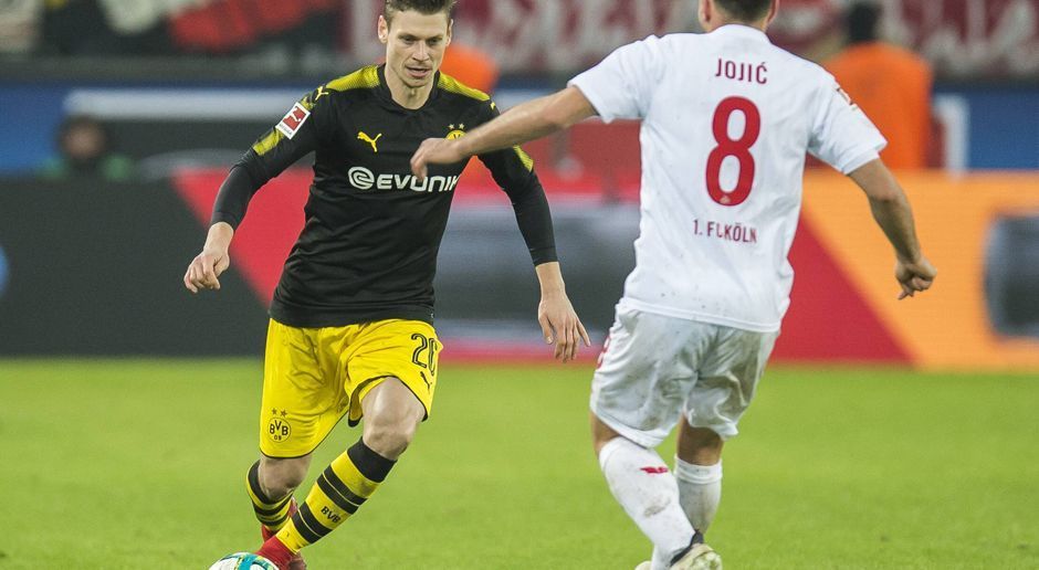 
                <strong>Lukas Piszczek</strong><br>
                Kann sich größtenteils auf die Offensive konzentrieren. Bringt einige gute Flanken in den Kölner Strafraum, findet aber keinen Abnehmer. Wird beim 1:1 in der Vorwärtsbewegung erwischt. ran-Note: 3
              