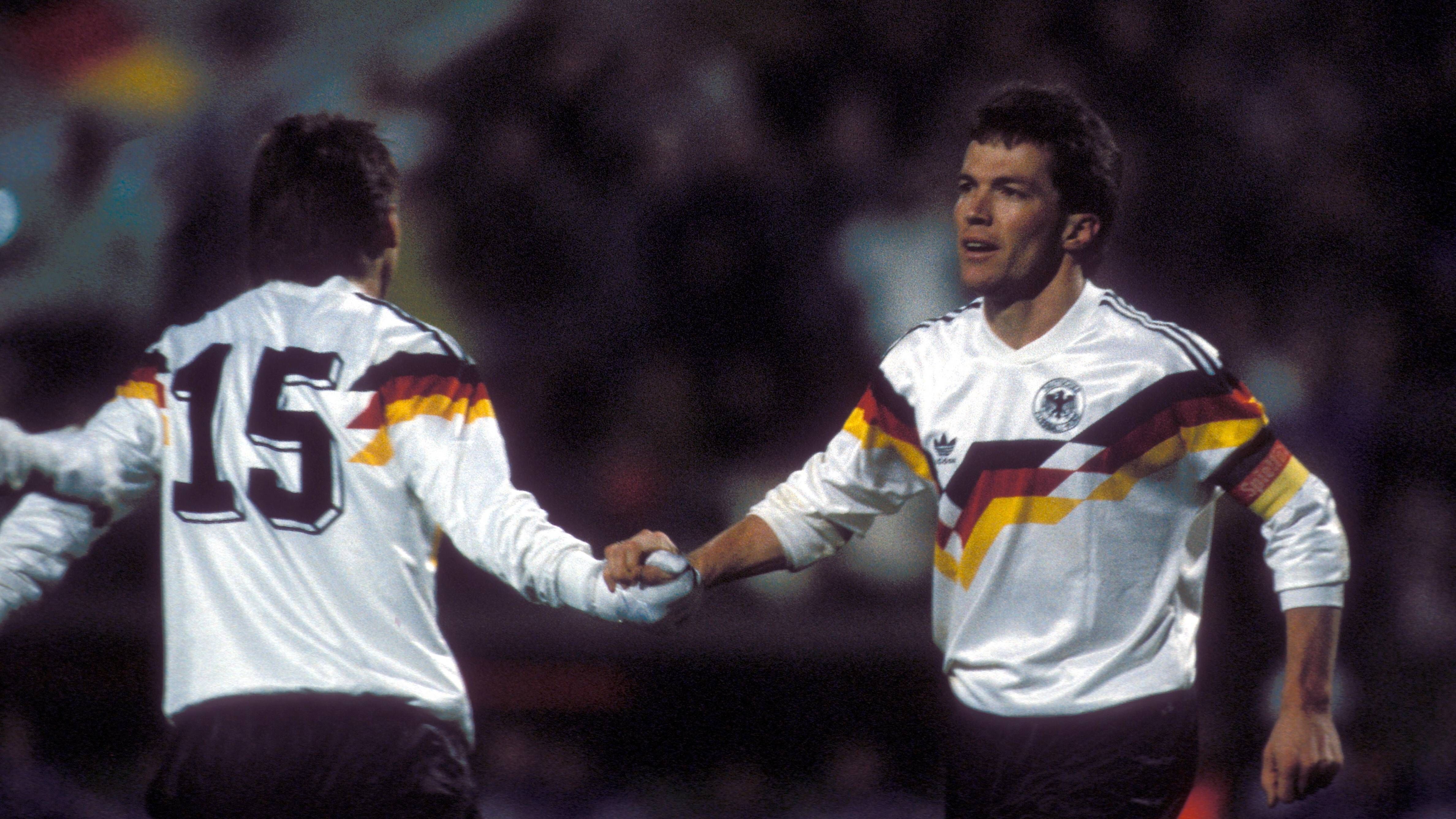 <strong>Lothar Matthäus</strong><br>Deutschlands Rekord-Nationalspieler und Weltmeister von 1990 zog sich Anfang 1995 einen Achillessehnenriss zu und fiel lange aus. Viele schrieben den damals 34-Jährigen bereits ab. Tatsächlich feierte der Allrounder allerdings über drei Jahre später sein Comeback für den DFB.