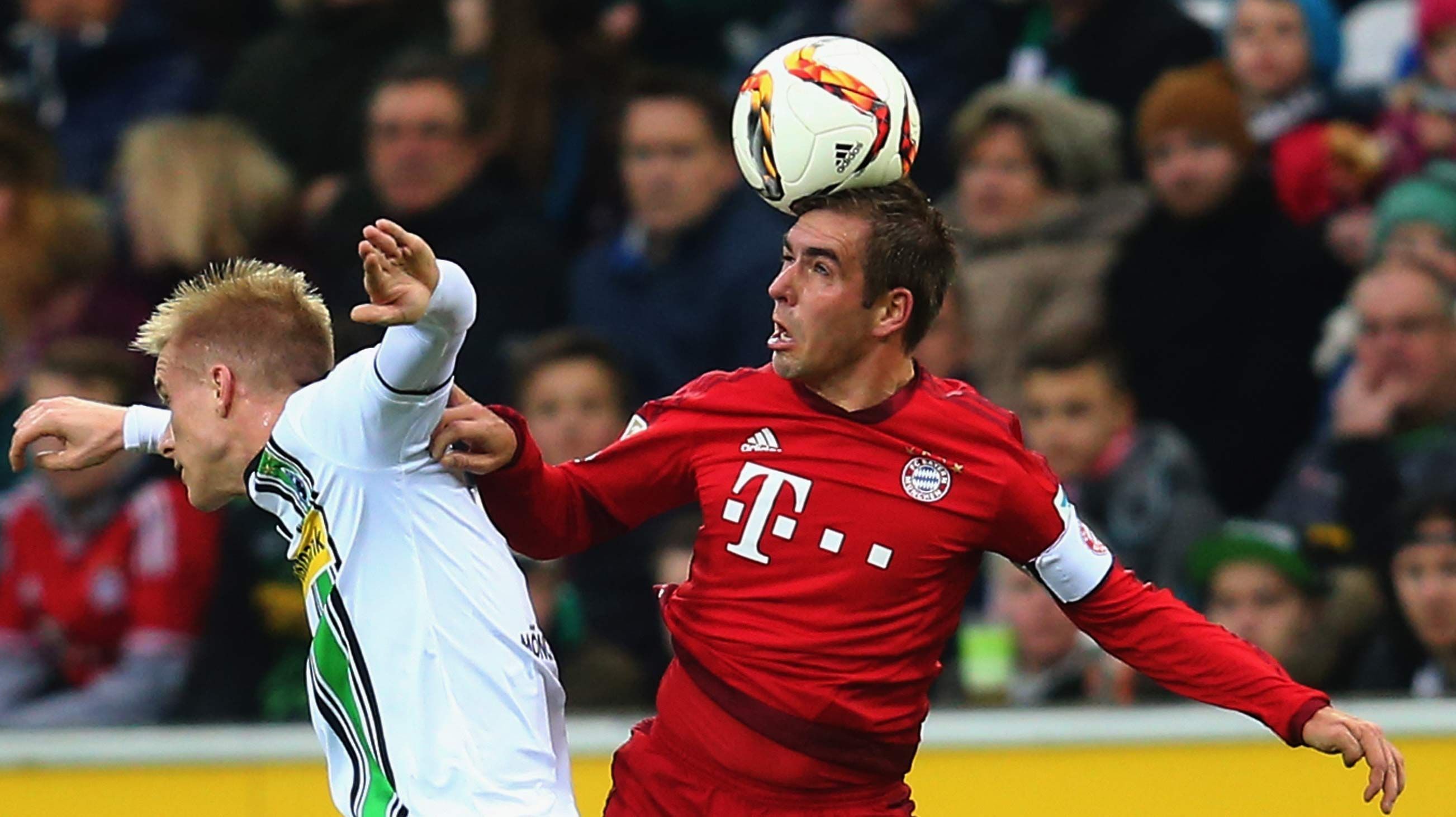 
                <strong>Philipp Lahm (Bayern München)</strong><br>
                Philipp Lahm (Bayern München): Verliert vor dem Gegentreffer das wichtige Laufduell gegen Johnson, wodurch der Ball in den Strafraum kommt. Steht oft sehr offensiv, wodurch die Fohlen immer wieder über seine Seite zu Angriffen kommen. ran-Note: 4.
              