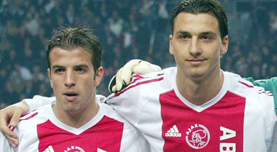 
                <strong>Zlatan Ibrahimovic und Rafael van der Vaart (Ajax Amsterdam)</strong><br>
                Bei Ajax Amsterdam wurden Zlatan Ibrahimovic und Rafael van der Vaart zu Größen im internationalen Fußball. Doch die damaligen Superstars der Mannschaft waren sich in ihrer gemeinsamen Zeit von 2001 bis 2003 überhaupt nicht grün: Immer wieder haben sich beide in der Kabine gezofft. Nach einem Länderspiel zwischen Schweden und der Niederlande warf van der Vaart Ibrahimovic nach einem Foul öffentlich vor, ihn mit Absicht verletzen zu wollen. Ibras Antwort: "Wenn du das noch mal behauptest, werde ich dir beide Beine brechen. Und dieses Mal wird es mit Absicht sein."
              