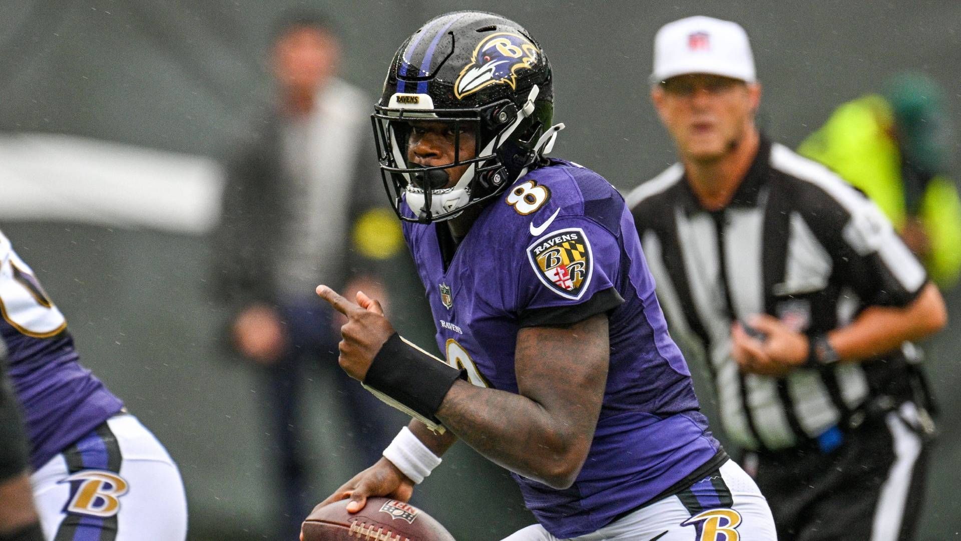 
                <strong>4. Platz: Lamar Jackson (Baltimore Ravens)</strong><br>
                &#x2022; Rating: 91 OVR<br>
              