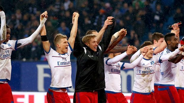 
                <strong>Hamburger SV</strong><br>
                Platz 16: Hamburger SV. Durchschnittsalter: 26,2 Jahre. Jüngster Spieler: Finn Porath (18 Jahre). Ältester Spieler: Ivica Olic (36 Jahre).
              