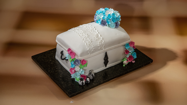 Mineralwasser-Kuchen - Rezept aus "Das große Backen"