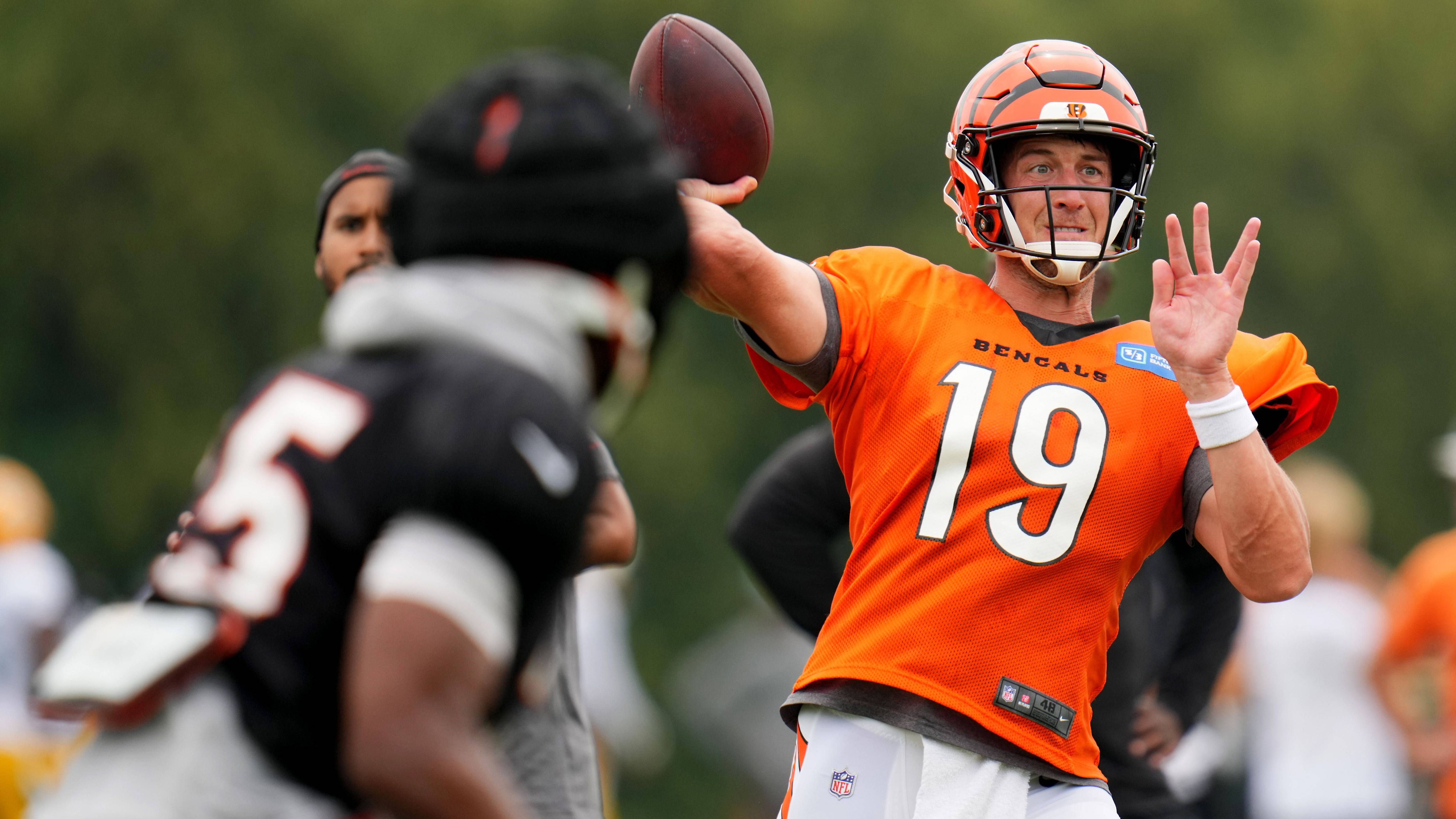 <strong>Trevor Siemian</strong><br>Wie bereits erwähnt hat Siemian im Sommer das Duell um den Backup-Posten der Bengals gegen Browning verloren - mittlerweile ist er im Practice Squad der New York Jets gelandet. Einen Vorteil gegenüber den anderen verfügbaren Passgebern hat er, da er die gesamte Offseason mit den Bengals durchgemacht hat und mit dem Playbook noch vertraut sein sollte.