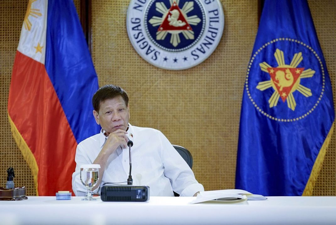 Der philippinische Ex-Präsident Rodrigo Duterte befahl eine gewaltsame Jagd auf mutmaßliche Drogendealer.