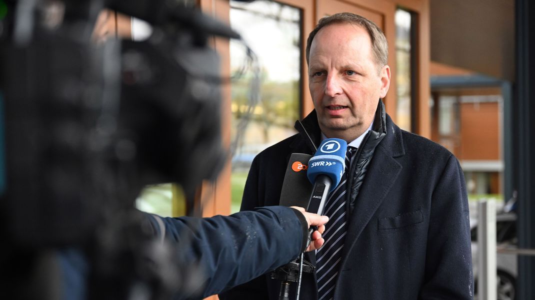 Mit einem Eilantrag wollte der CDU-Bundestagsabgeordnete Thomas Heilmann verhindern, dass der Bundestag am Freitag über das neue Klimaschutzgesetz abstimmt.