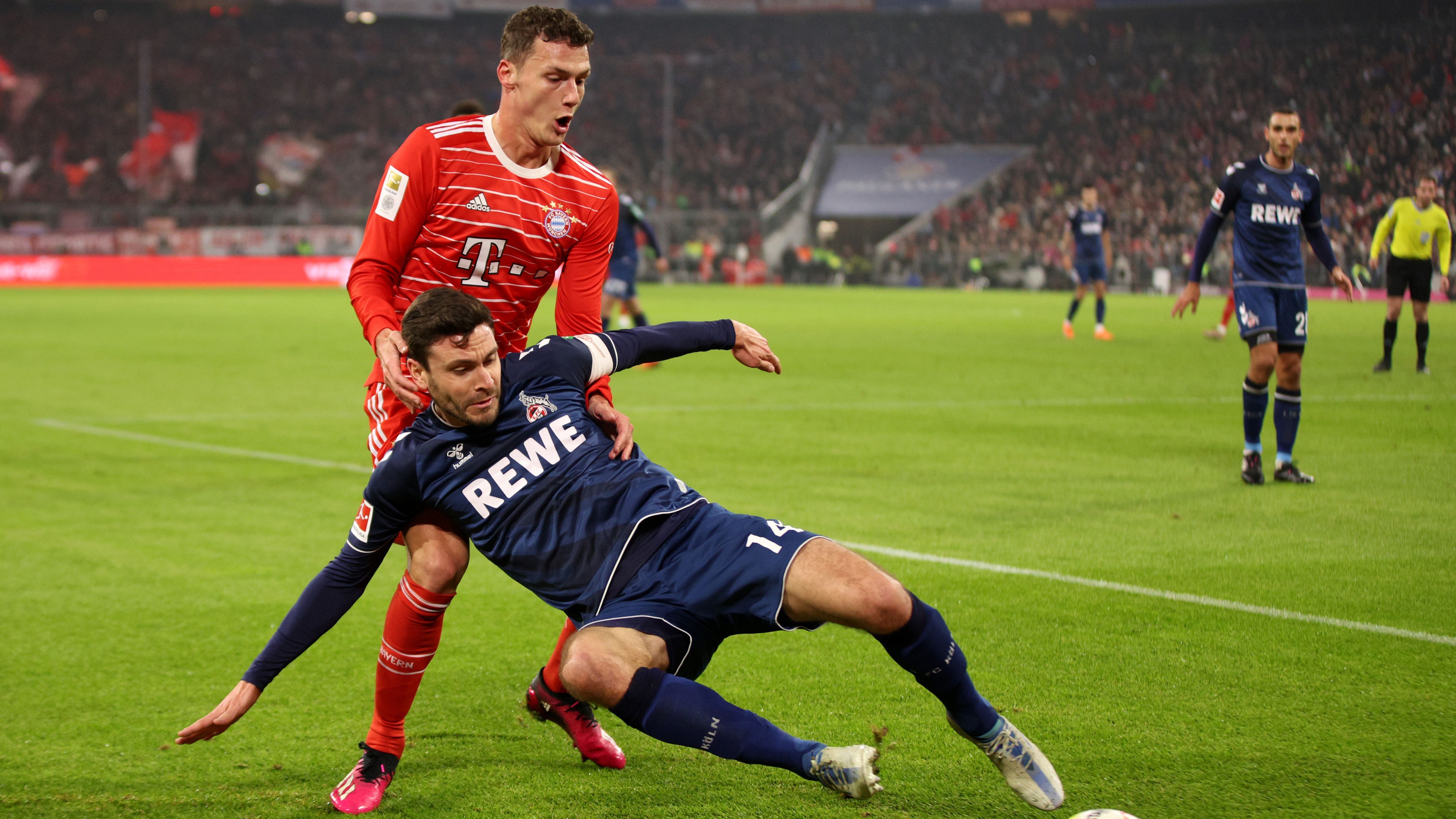 
                <strong>Jonas Hector</strong><br>
                Erwischt nicht seinen besten Tag in der ersten halben Stunde, wird aber im weiteren Verlauf sicherer. Kann wie Schmitz auf der rechten Seite nicht alle Vorstöße der schnellen Bayern-Flitzer verhindern, liefert am Ende aber eine solide Partie ab. ran-Note: 3
              