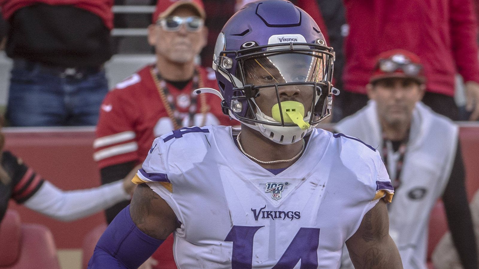 
                <strong>Stefon Diggs (Minnesota Vikings)</strong><br>
                Via Twitter: "Ich stimme mit Nein."
              