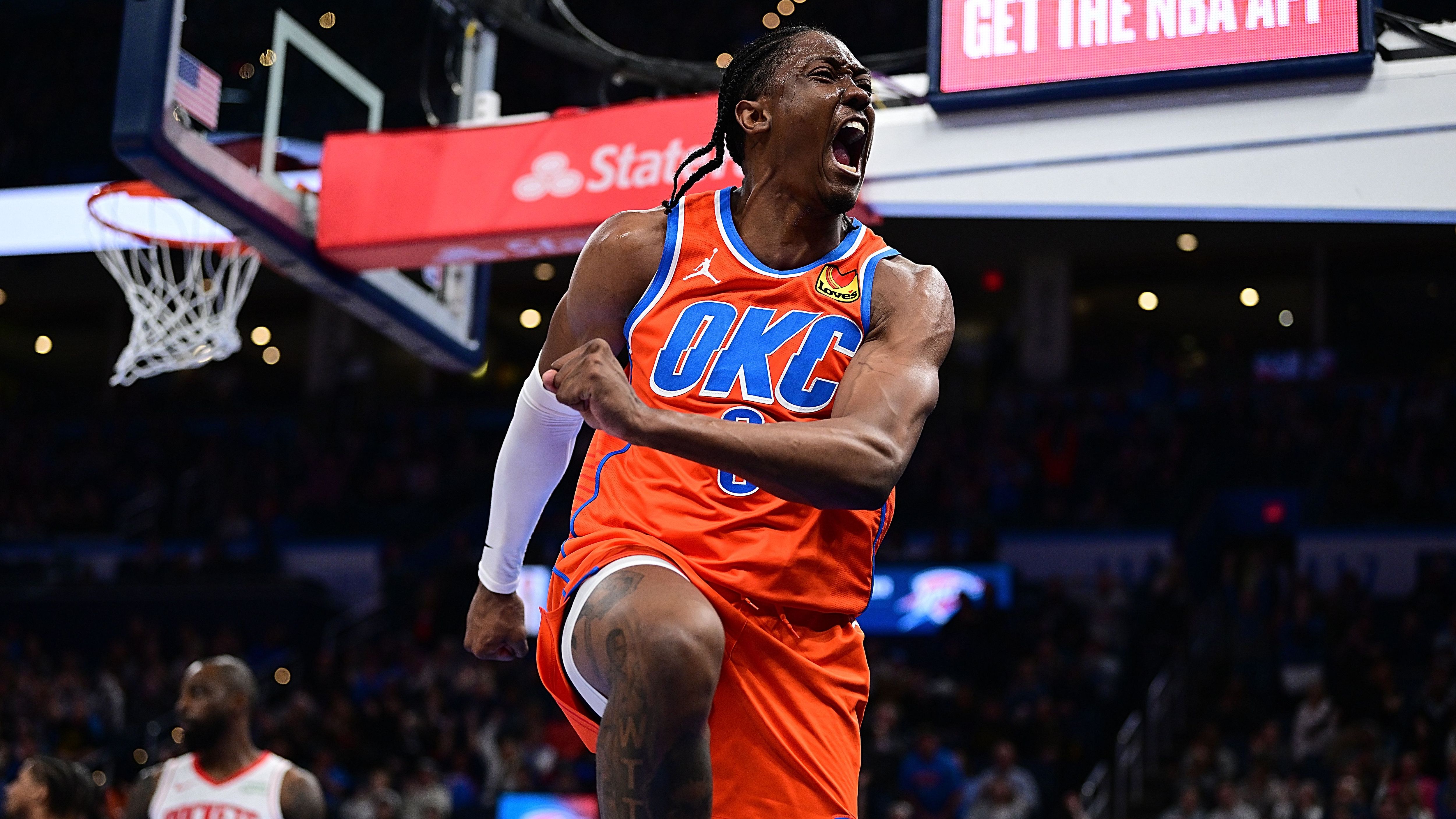 <strong>Sicher qualifiziert: Oklahoma City Thunder - Western Conference</strong><br>Das jüngste Team der NBA marschiert unbeirrt weiter - mit einem Sieg am letzten Spieltag kann OKC den Nummer-1-Seed klarmachen.&nbsp;Während Shai Gilgeous-Alexander eine MVP-würdige Saison spielt, performt das restliche Team konstant und übertrifft alle Erwartungen. Ob ihnen die mangelnde Playoff-Erfahrung zum Verhängnis wird, bleibt abzuwarten.