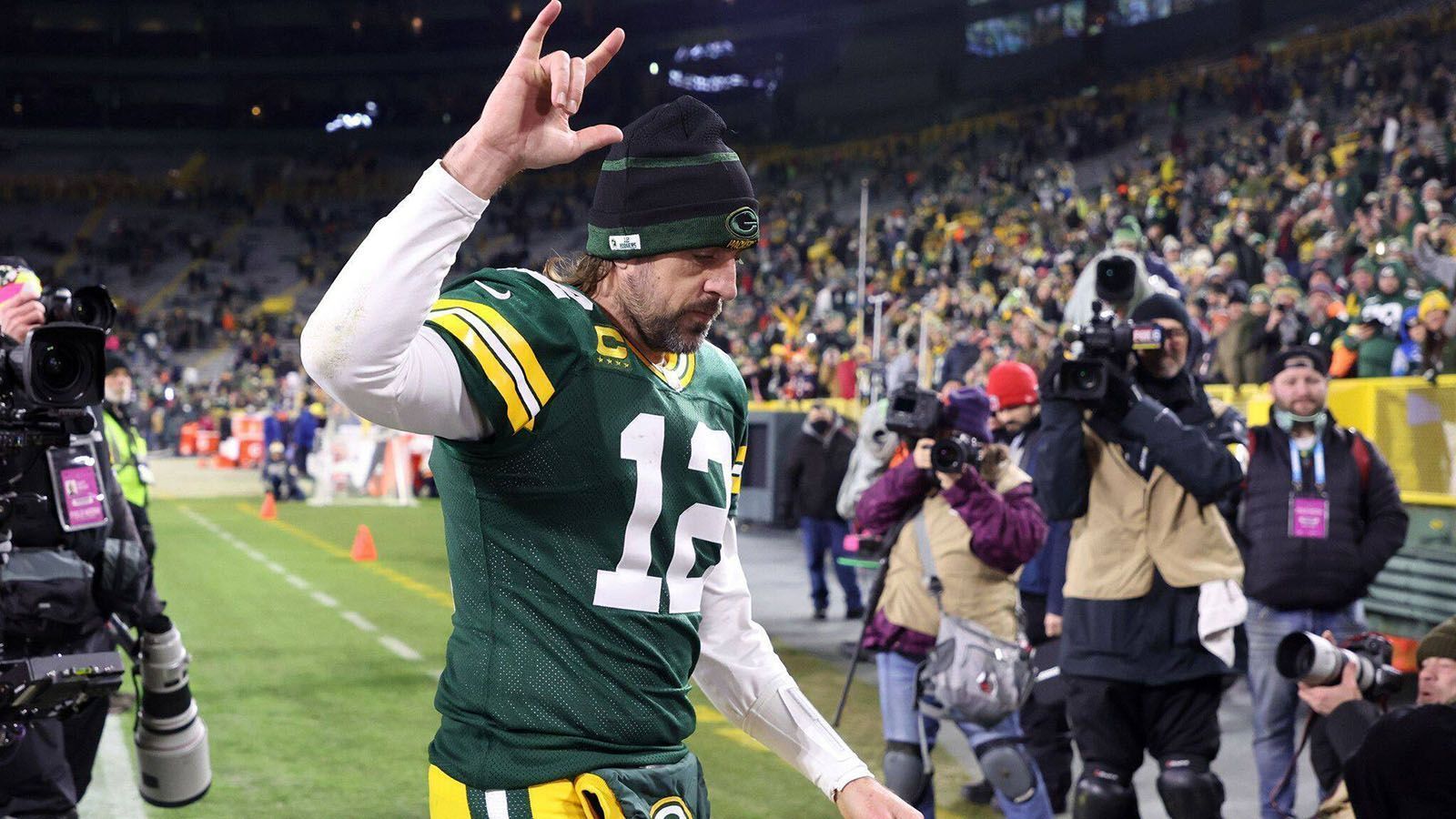 
                <strong>3. Platz (geteilt): Green Bay Packers</strong><br>
                &#x2022; Overall Rating: <strong></strong><br>&#x2022; Beste Spieler: Aaron Rodgers (96), David Bakhtiari (94), Jaire Alexander (94)<br>
              