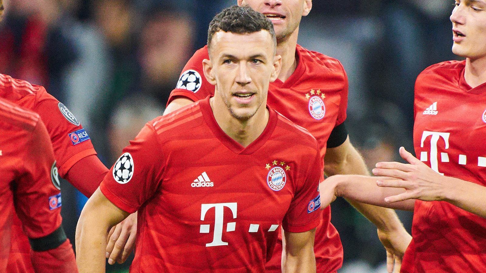 
                <strong>Ivan Perisic</strong><br>
                Kommt in der 88. Spielminute. Trifft in der 88. Spielminute. Mit dem ersten Ballkontakt. Kann man mal so machen - der perfekte "Joker". ran-Note: 2
              