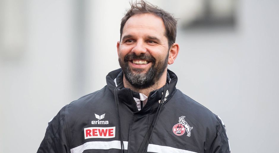 
                <strong>Ruthenbeck ist die Kölner Zwischenlösung bis zur Winterpause </strong><br>
                Das Schicksal des 1. FC Köln liegt in seinen Händen. Am heutigen Abend gibt Stefan Ruthenbeck, der bislang die A-Jugend trainiert hat, seinen Einstand in der Europa League. Gegen Roten Stern Belgrad geht es um den Einzug in die K.O.-Phase. Noch mehr steht in den verbleibenden drei Bundesligaspielen gegen den SC Freiburg, den FC Bayern München und den VfL Wolfsburg auf dem Spiel. Köln müsste wohl mindestens sechs Punkte holen, um sich eine Minimal-Chance auf den Klassenerhalt zu bewahren. Ob es Interimstrainer Stefan Ruthenbeck wirklich gelingt, die verletzungsgeplagten und in der Bundesliga noch immer sieglosen Kölner auf die Erfolgsspur zu bringen? Ein Blick in seine Vergangenheit stimmt alles andere als zuversichtlich. ran.de zeigt seine bisherigen Stationen.
              