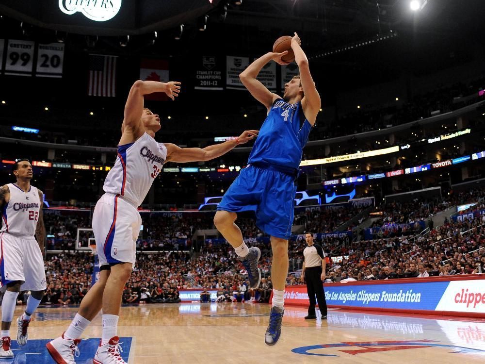 Nowitzki Führt Dallas Zu Wichtigem Sieg