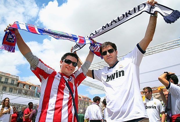 
                <strong>Champions-League-Finale: Real Madrid vs. Atletico Madrid</strong><br>
                Die madrilenische Stadtmeisterschaft zieht alle in ihren Bann: Atletico oder Real - wer wird wohl später den Schal in den Himmel heben?
              