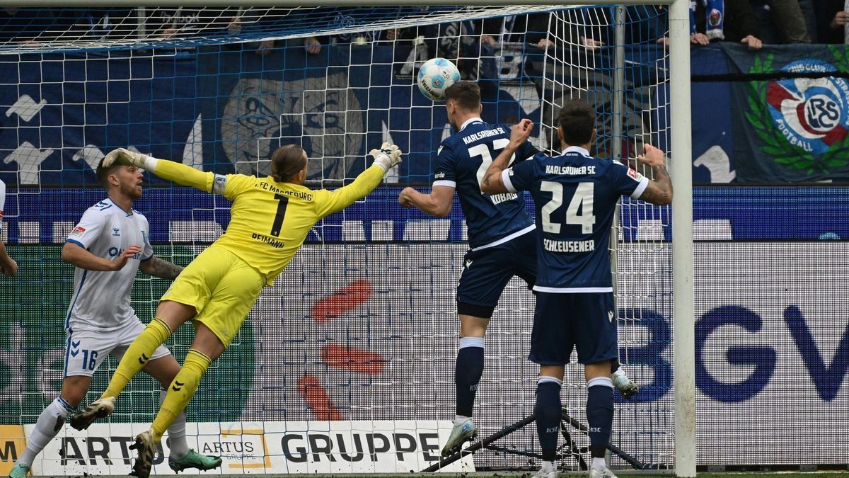 Christoph Kobald bringt den Karlsruher SC in Führung