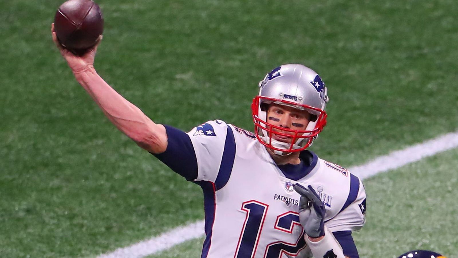 <strong>New England Patriots - Tom Brady</strong><br>Passing-Yards: 74.571<br>Passing-Touchdowns: 541<br>Jahre im Team: 20<br>Absolvierte Spiele: 335