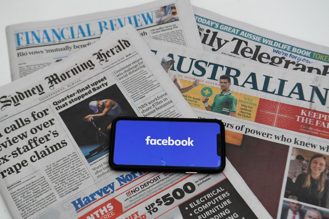 Article Image Media