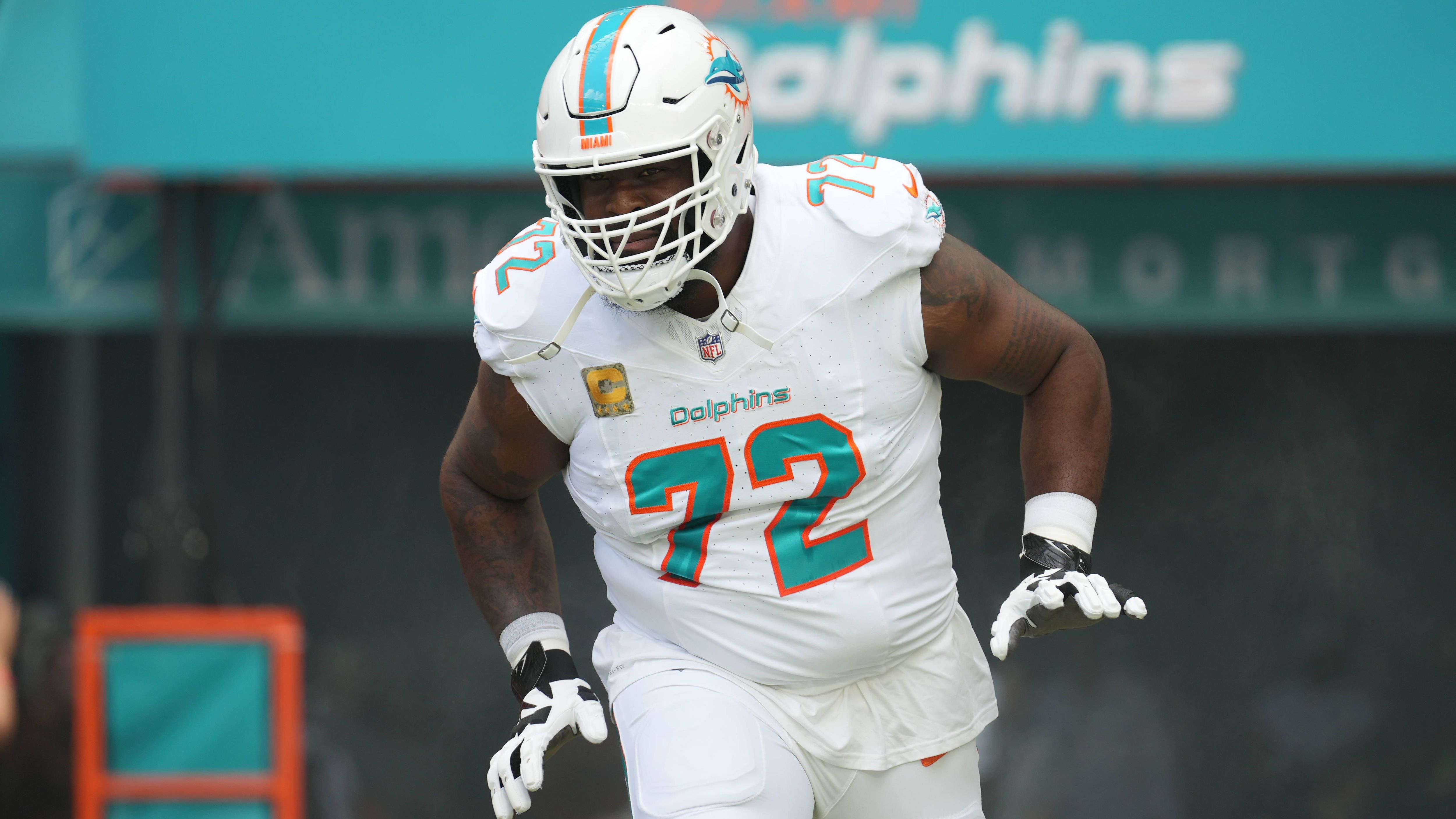 <strong>Miami Dolphins</strong><br><strong>Gefährdeter Spieler</strong>: Terron Armstead (LT)<br><strong>Cap Savings:</strong>&nbsp;9.488.235 US-Dollar<br><strong>Dead Money:</strong>&nbsp;11.358.750 US-Dollar