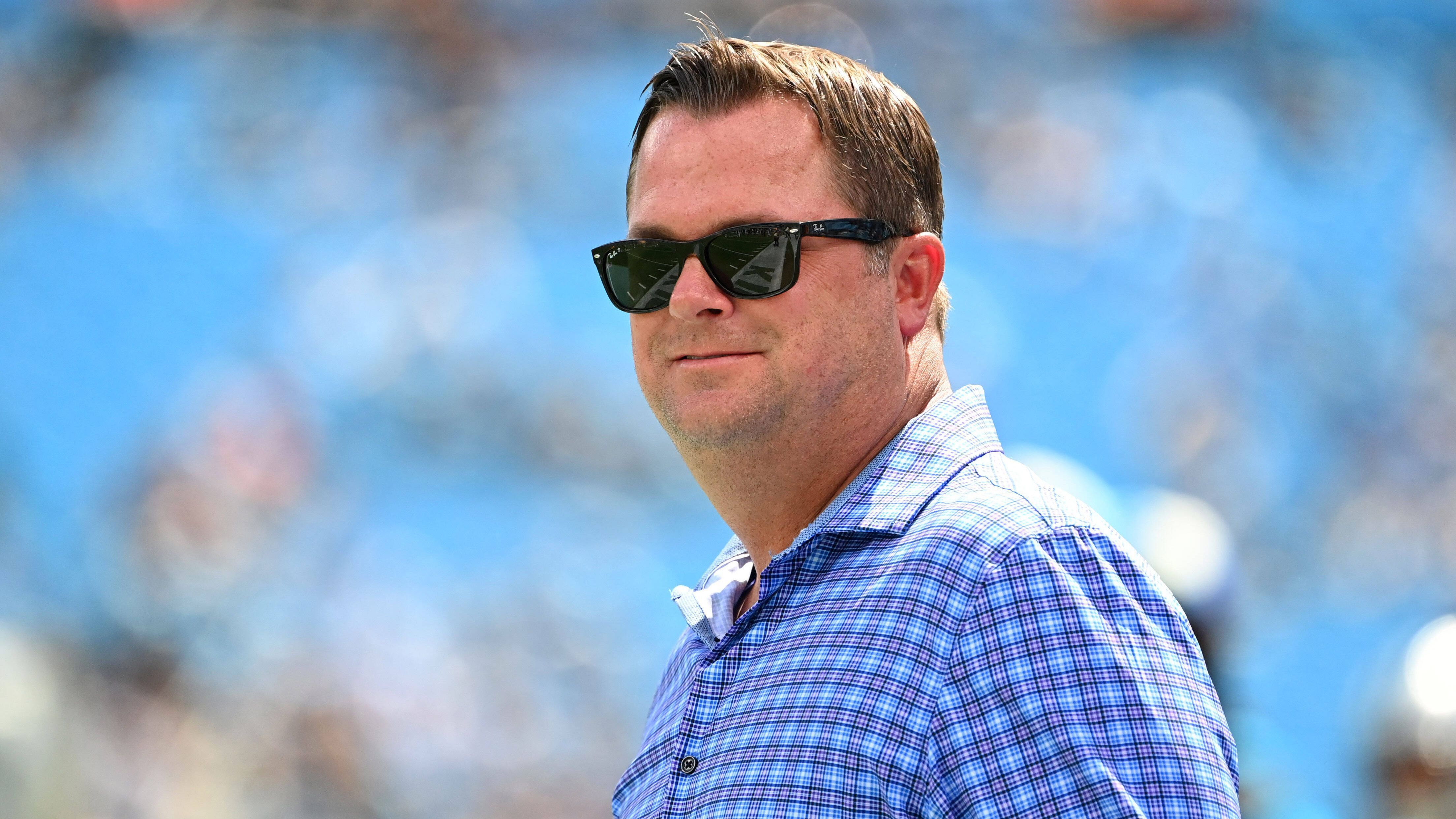<strong>Carolina Panthers: Scott Fitterer</strong><br>
                • <strong>Im Amt seit</strong>: 2021<br>• <strong>Geboren am</strong>: 4. November 1973<br>• <strong>Vorherige Stationen</strong>: Seattle Seahawks (u.a. Co-Direktor des Spielerpersonals), New York Giants (Scout)