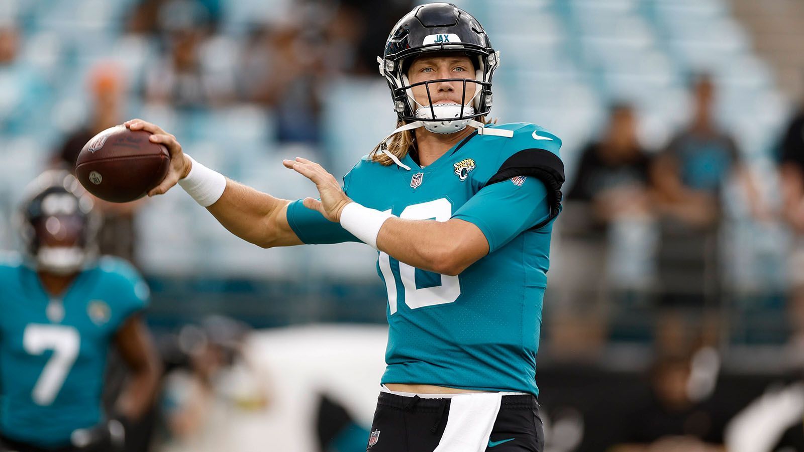 
                <strong>Jacksonville Jaguars at Washington Commanders</strong><br>
                &#x2022; Volker Schenk: <strong>Jaguars</strong><br>&#x2022; Mattis Oberbach: <strong>Jaguars</strong><br>&#x2022; Roman Motzkus:<strong> Jaguars</strong><br>&#x2022; Icke Dommisch: <strong>Jaguars</strong><br>&#x2022; Carsten Spengemann: <strong>Jaguars</strong><br>&#x2022; Jonas Friedrich: <strong>Commanders</strong><br>
              
