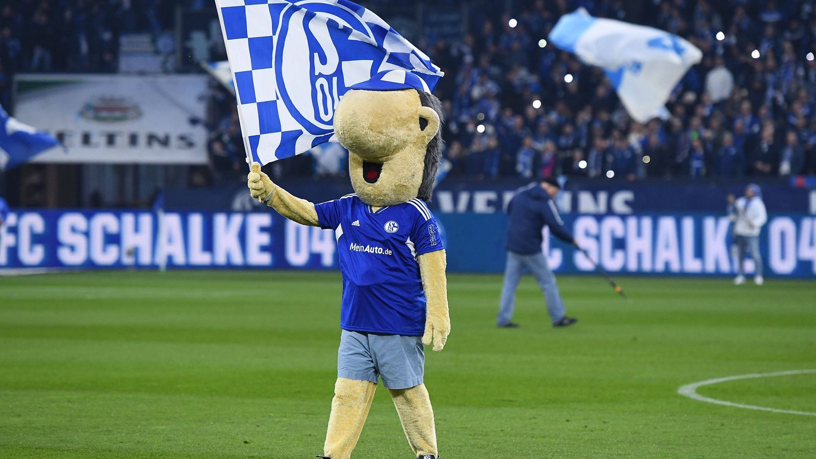 
                <strong>Platz 4 - Erwin (FC Schalke 04)</strong><br>
                &#x2022; 4,74 Sterne<br>
              