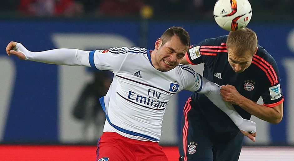 
                <strong>Pierre-Michel Lasogga </strong><br>
                Sturm: Pierre-Michel Lasogga: Der Mittelstürmer war völlig abgemeldet. Beim Ausgleich warf er seinen bulligen Körper in Hunts Freistoß und irritierte so Alonso und Neuer. Obwohl er den Ball nicht berührte, fand die Kugel den Weg ins Netz. Nichts anderes wird von Lasogga in Hamburg erwartet. Eine viertel Stunde vor Schluss gegen Rudnevs ausgewechselt. ran-Note: 3
              