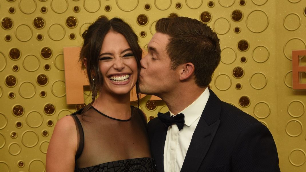 Glückwunsch! Das Schauspiel-Paar Chloe Bridges und Adam Devine bekommt ein Baby