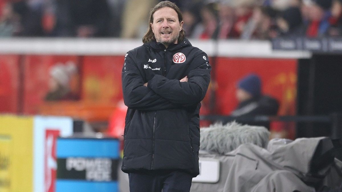 Henriksen steht weiter bei Mainz an der Seitenlinie