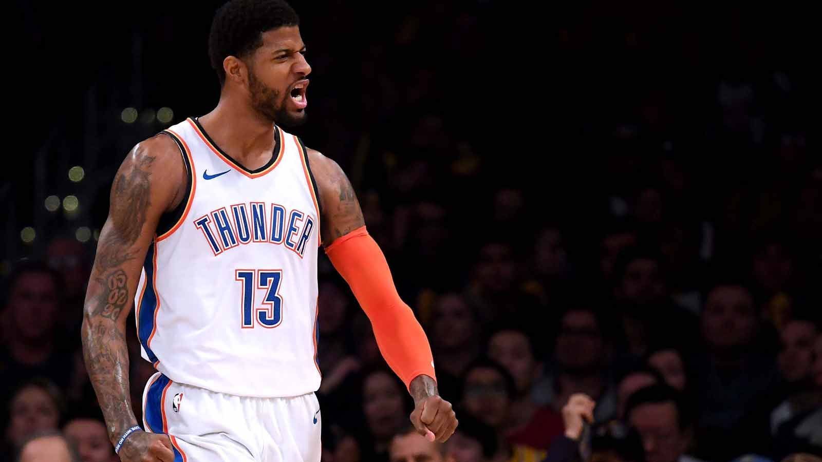 
                <strong>Platz 10: Paul George</strong><br>
                Gesamteinnahmen: 38,6 Millionen DollarGehalt mit Bonuszahlungen: 30,6 Millionen DollarZusätzliche Einnahmequellen: 8 Millionen Dollar
              