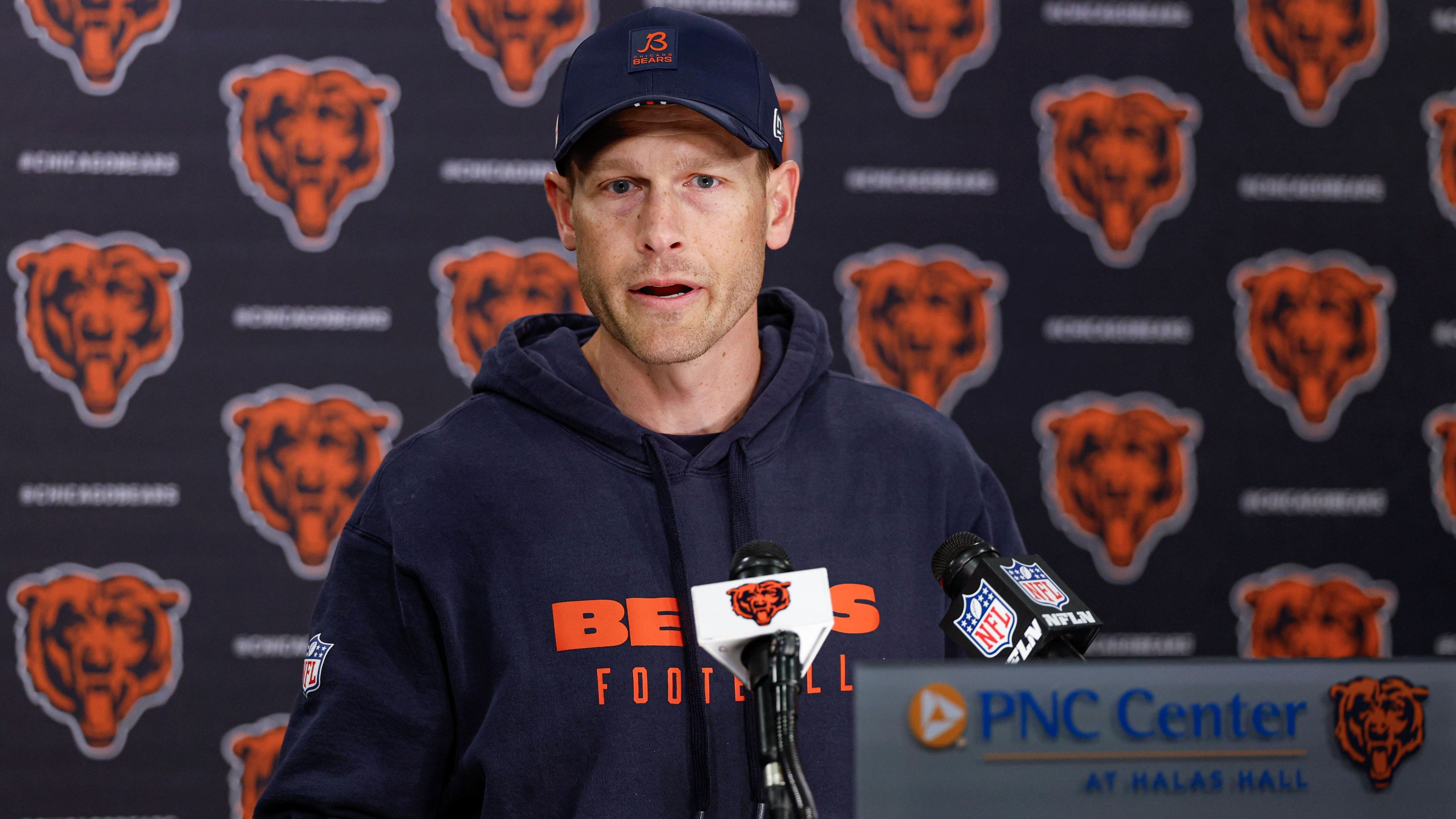 <strong>Platz 20: Chicago Bears um Head Coach Ben Johnson</strong><br>Viel mehr als Platz 20 für einen Newcomer auf dem Head-Coach-Posten ist nicht drin - selbst nicht für Ben Johnson. Der 39-Jährige galt die letzten Jahre als <a data-li-document-ref="347092" href="https://www.ran.de/sports/american-football/nfl/news/detroit-lions-ben-johnson-head-coach-offensive-coordinator-buccaneers-divisional-round-347092">heißeste Aktie auf dem Trainermarkt</a>, weil er die Lions-Offensive in neue Dimensionen hievte. Johnsons Trainerstab ist gespickt mit NFL-Erfahrung, besonders <a data-li-document-ref="455280" href="https://www.ran.de/sports/american-football/nfl/news/nfl-new-orleans-saints-feuern-head-coach-dennis-allen-nachfolger-bereits-fix-455280">Dennis Allen</a> als DC sticht hervor.