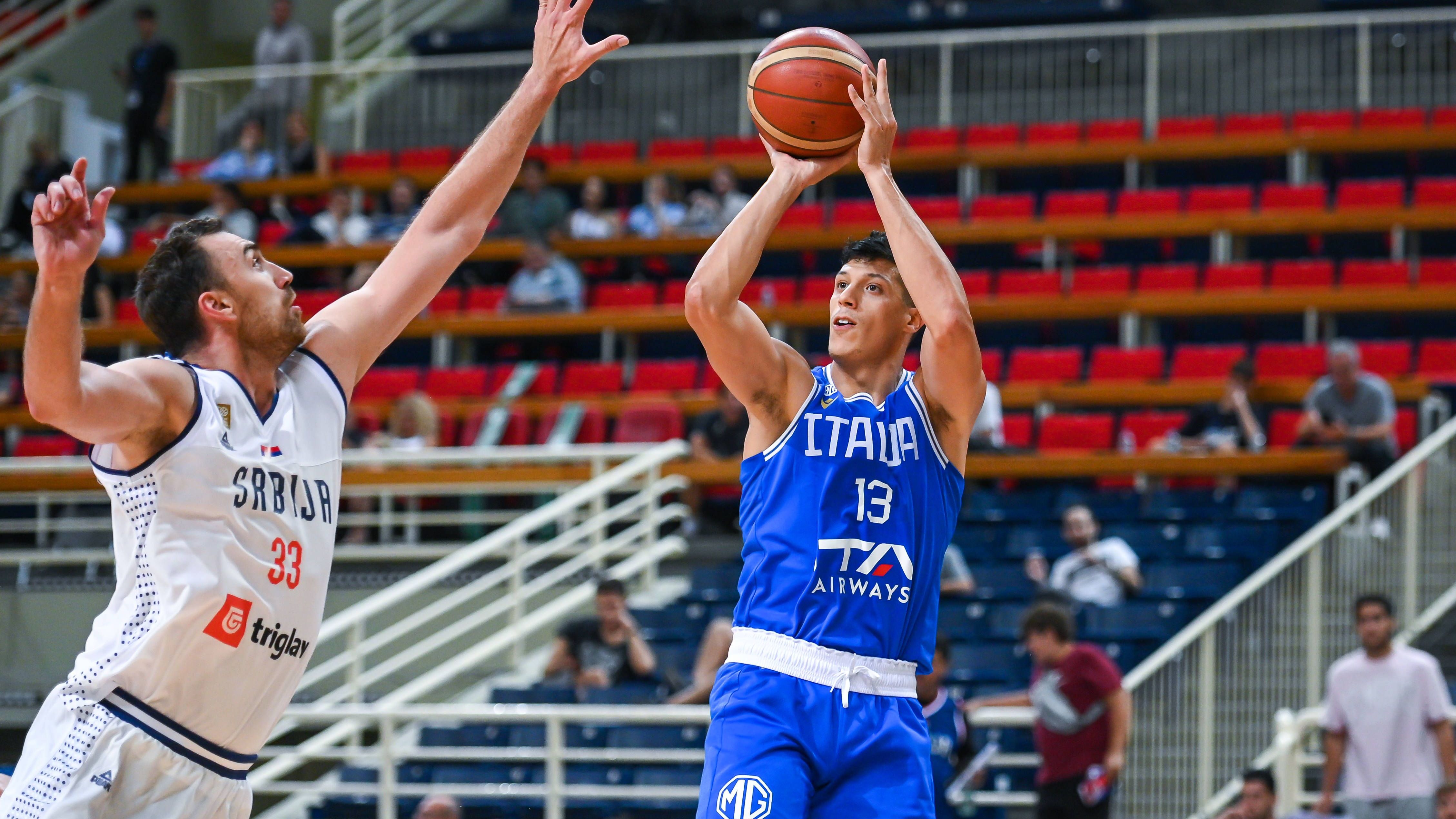 <strong>Simone Fontecchio (Italien)</strong><br>Fontecchio ist der einzige NBA-Spieler im Roster der Italiener und wird im Mittelpunkt der italienischen Offensive stehen. Mit einem Durchschnitt von 19.4 Punkten führte der Small Forward Italien in der EM ins Viertelfinale, wo man in Overtime gegen den Finalisten Frankreich ausschied.