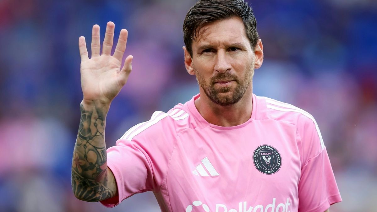 Lionel Messi muss zuschauen
