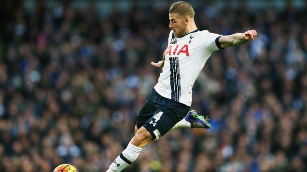 
                <strong>Toby Alderweireld (Tottenham Hotspur)</strong><br>
                Innenverteidiger - Toby Alderweireld (Tottenham Hotspur): Der 27-jährige Belgier ist der unumstrittene Abwehrchef bei den Spurs - und nicht nur das. Mit vier Saisontoren in 34 Spielen ist er für einen Innenverteidiger auch noch ziemlich torgefährlich.
              