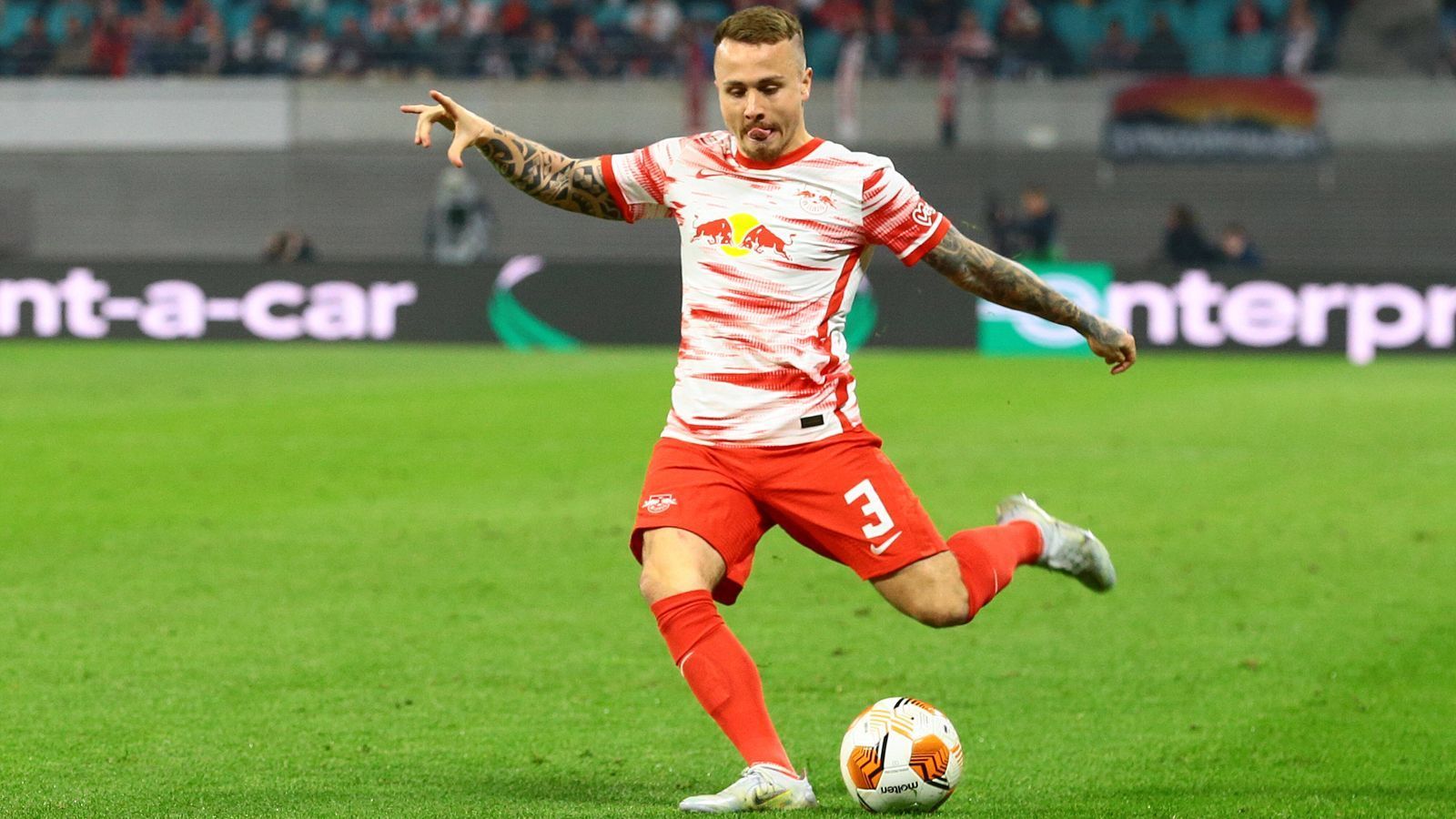 
                <strong>Platz 6: Angelino</strong><br>
                Geschätztes Jahresgehalt: 5 Mio. Euro
              