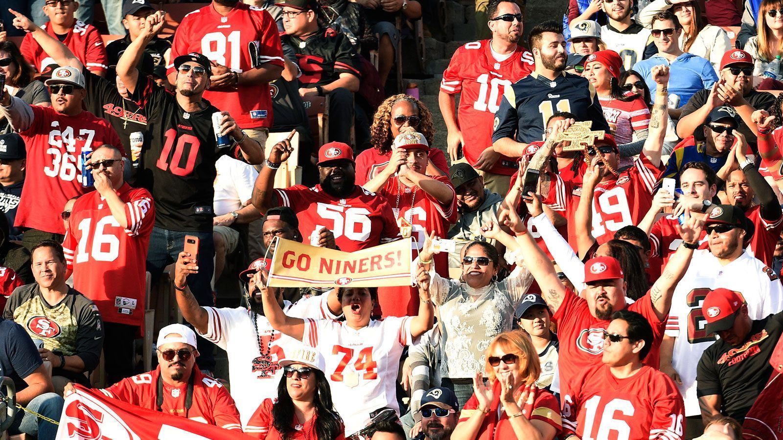 
                <strong>2. Platz: San Francisco 49ers</strong><br>
                Stadion: Levi's Stadium (Kapazität: 68.500) - Fan-Kosten: 667,22 US-Dollar
              