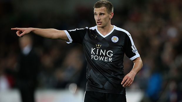 
                <strong>Marc Albrighton</strong><br>
                Marc Albrighton: In der Saison 2010/11 absolvierte Marc Albrighton sein erstes Premier-League-Spiel, und zwar gleich am ersten Spieltag bei Aston Villa. Was nach einem geglückten Start aussah, entwickelt sich nur wenig prächtig: Der damals 21-Jährige durchlief Höhen und Tiefen, stand in einigen Spielen gar nicht im Kader, einmal spielte er sogar für die U21-Mannschaft Aston Villas. In den Spielen, in denen er auf dem Platz stand, war er erfolgreich: Ihm gelangen immerhin fünf Saisontore und acht Torvorlagen.
              