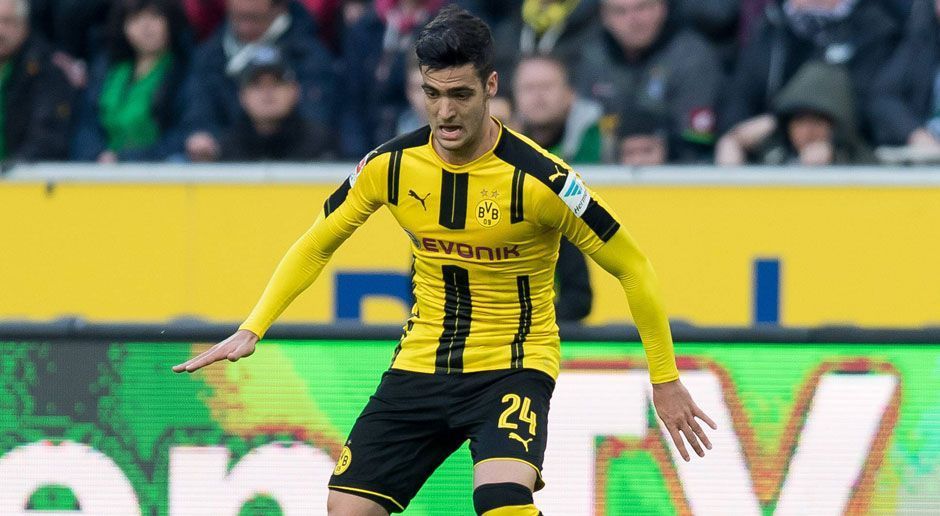 
                <strong>Mittelfeld: Mikel Merino (21 Jahre)</strong><br>
                Im Gegensatz zu Weigl etabliert sich Mikel Merino bei Borussia Dortmund noch nicht. In der Bundesliga kommt er nur acht Mal zum Einsatz, im DFB-Pokal darf er sogar nur 19 Minuten lang spielen. Die Erwartungen der BVB-Verantwortlichen kann er bislang nicht erfüllen - noch nicht. Denn das der fünffache spanische U21-Nationalspieler jede Menge Talent besitzt, steht außer Frage.
              