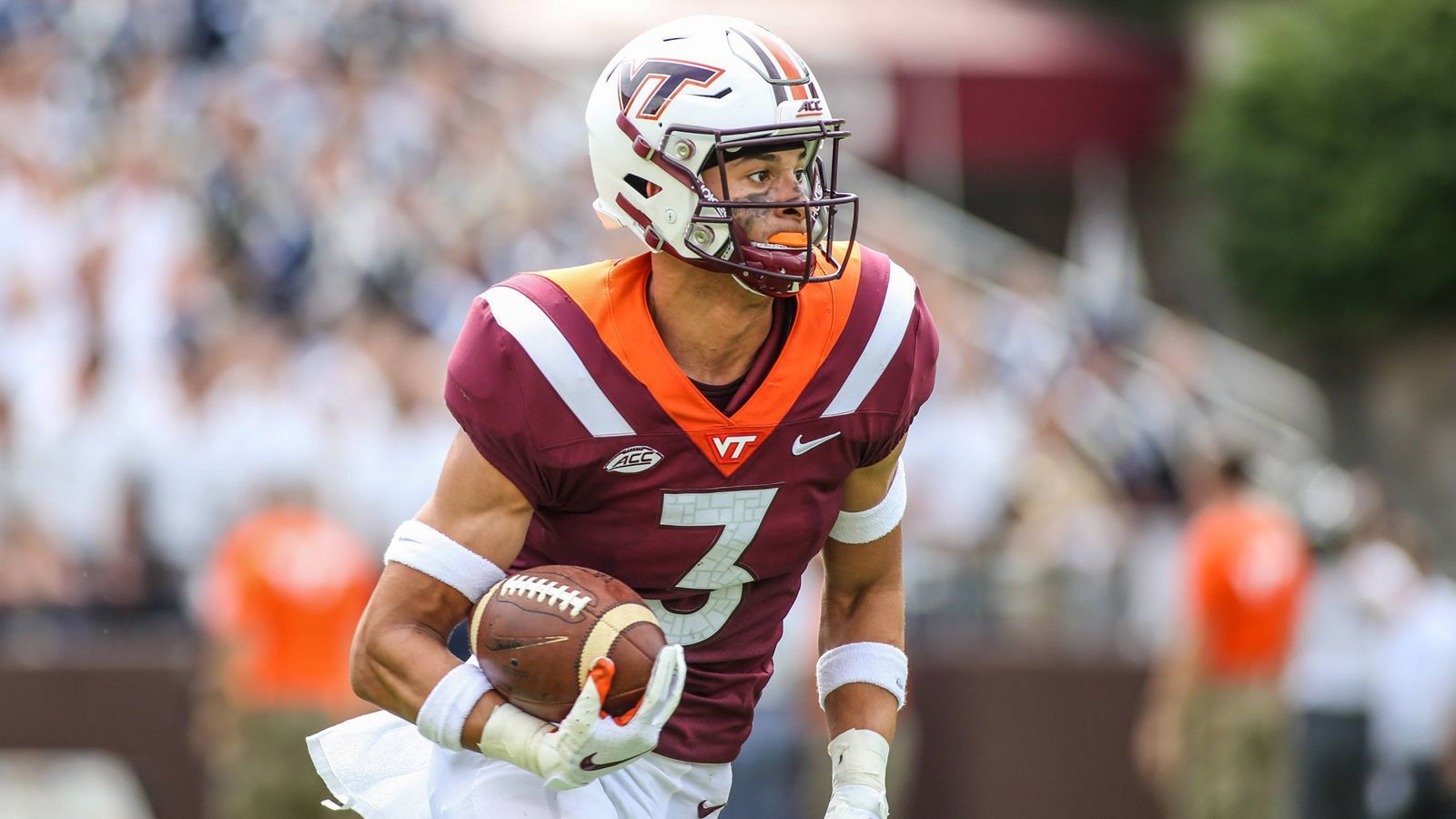 
                <strong>Pick 15: Caleb Farley (Cornerback, Virginia Tech)</strong><br>
                Team: New England Patriots
              