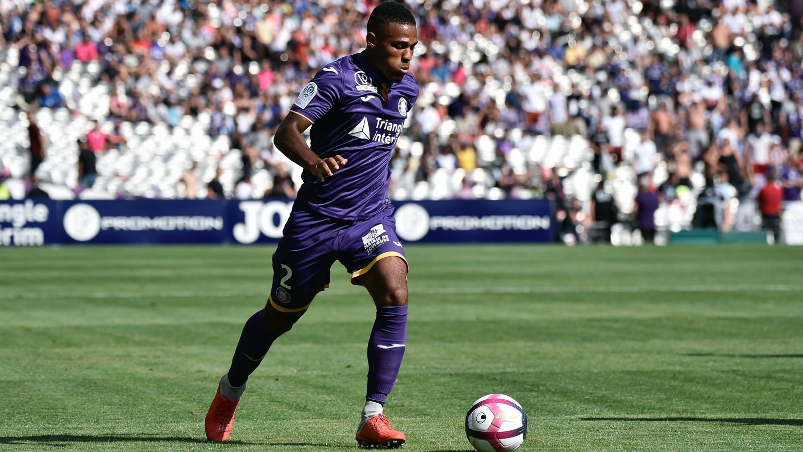 
                <strong>19. Kelvin Amian (FC Toulouse)</strong><br>
                Alter: 20 JahrePosition: RechtsverteidigerNationalität: Frankreich
              